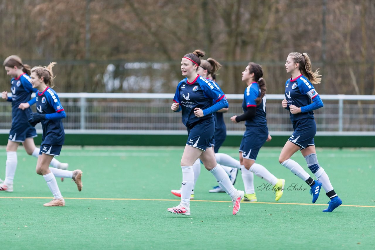 Bild 336 - wBJ VfL Pinneberg - St. Pauli : Ergebnis: 7:0 (Abbruch)